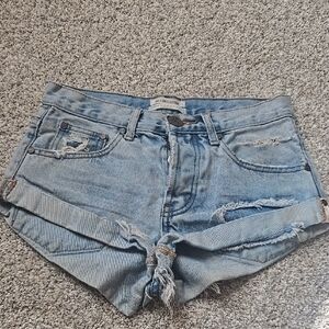 ONE X ONETEASPOON JEAN SHORTS SIZE 23 BANDITS